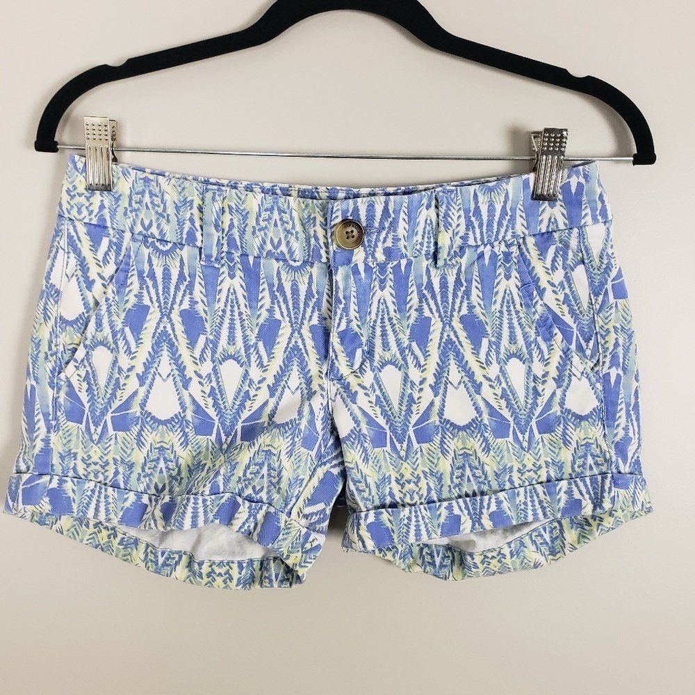 American Eagle midi stretch shorts E56